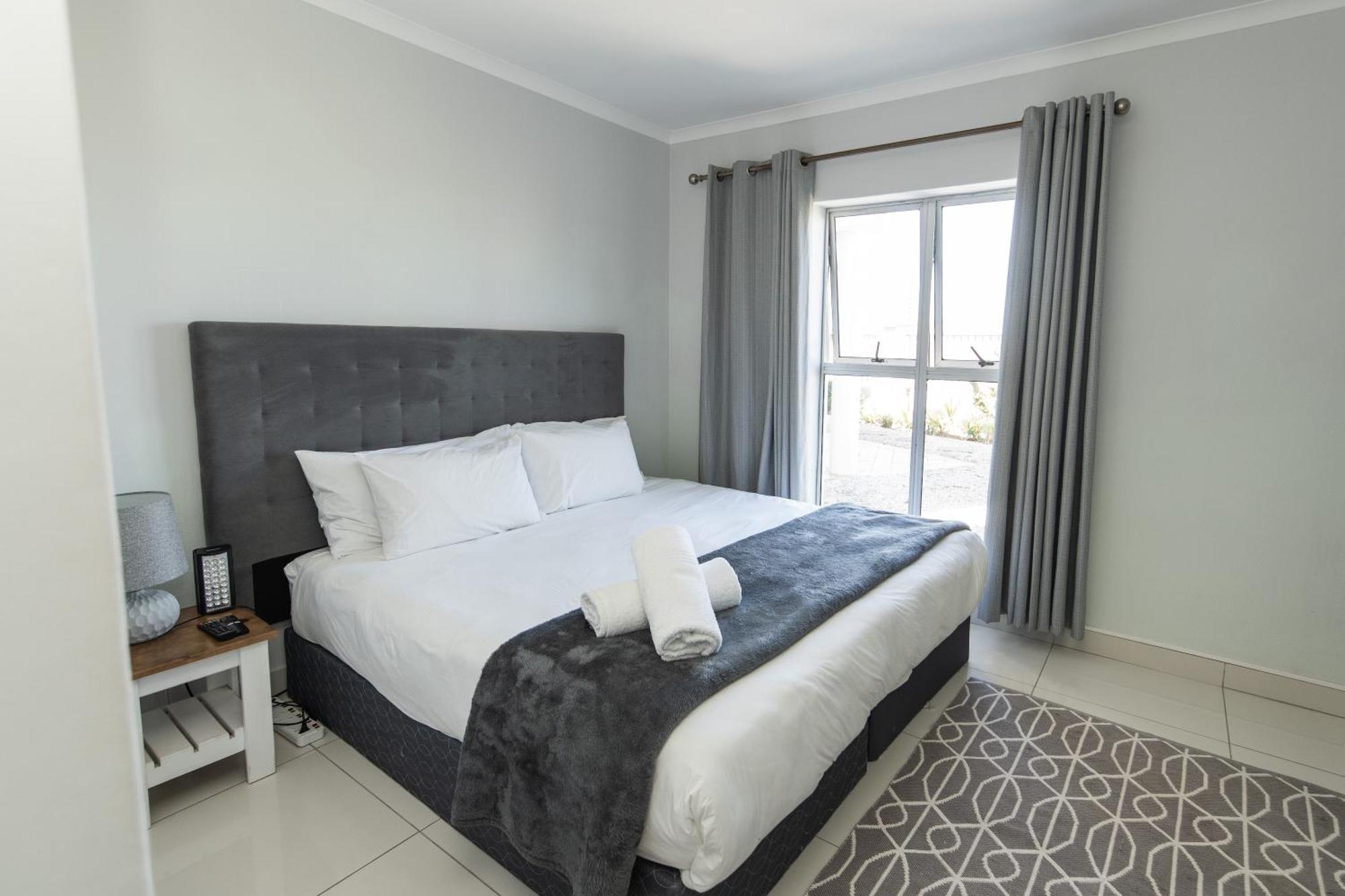 Summerseas Beach Living Порт-Элизабет Экстерьер фото
