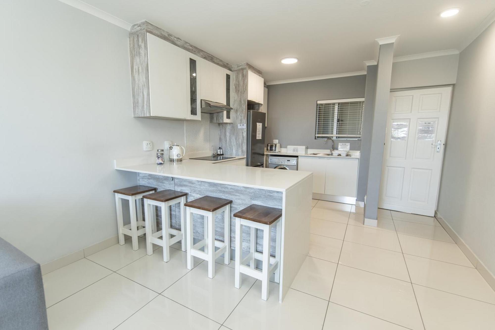 Summerseas Beach Living Порт-Элизабет Экстерьер фото